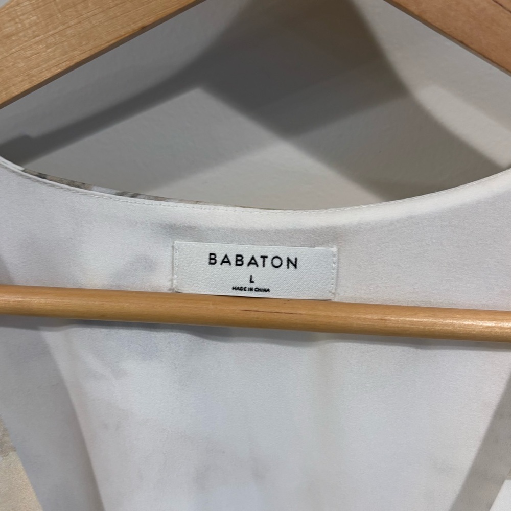 Aritzia Babaton Slit Wrap Dress in Espace/Neutral Sand Size L - Picture 6 of 13
